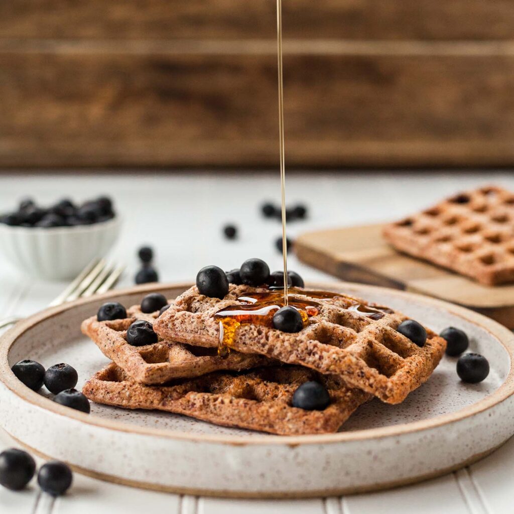 Wafels-bosbessen-siroop